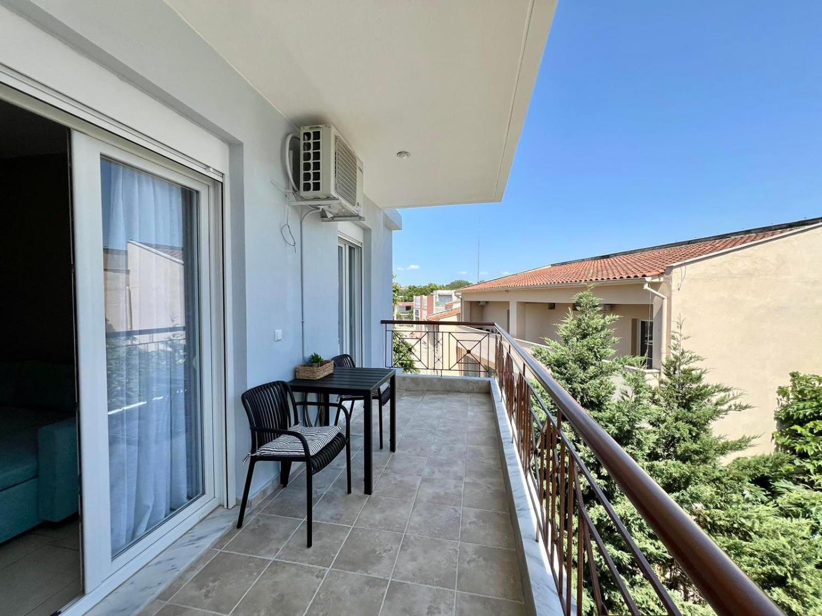 P Deluxe β4 Apartment
